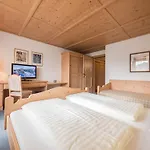 Egger 3* Fügen