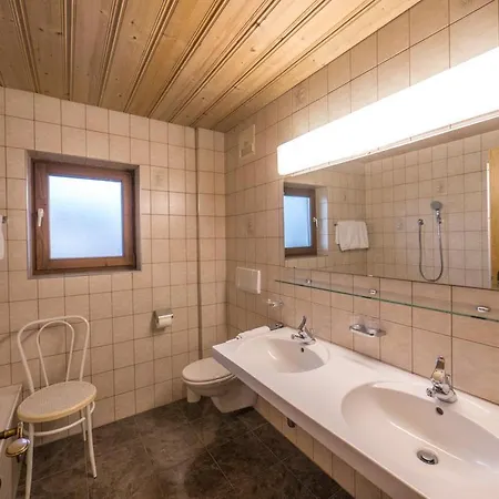 Guest house Egger - Direkt An Der Spieljochbahn Fuegen