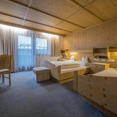 Egger - Direkt An Der Spieljochbahn Guest house Fuegen